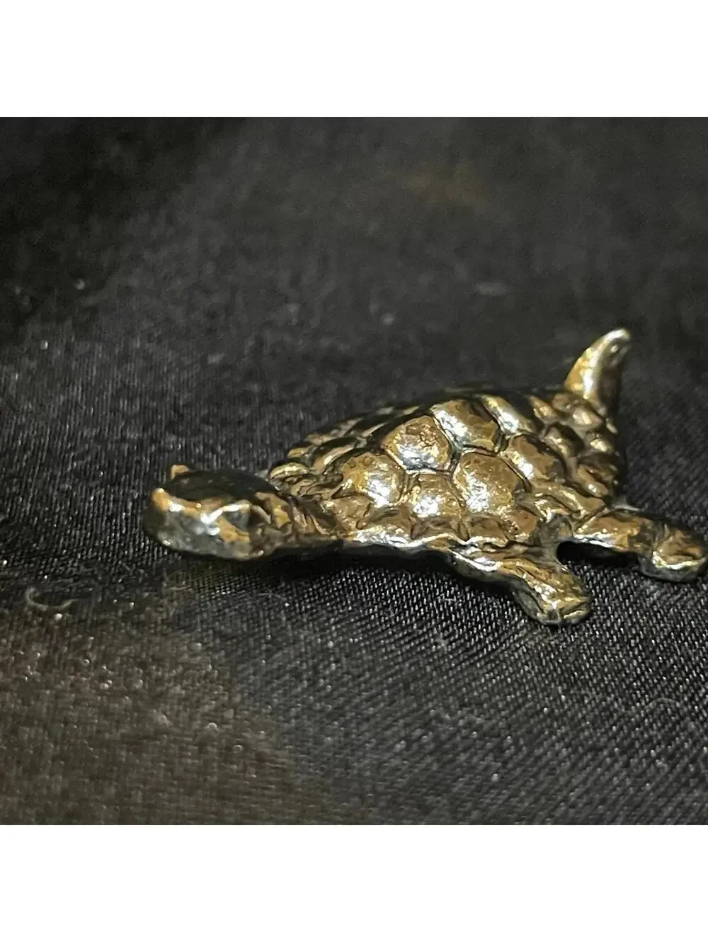 Pewter turtle pair